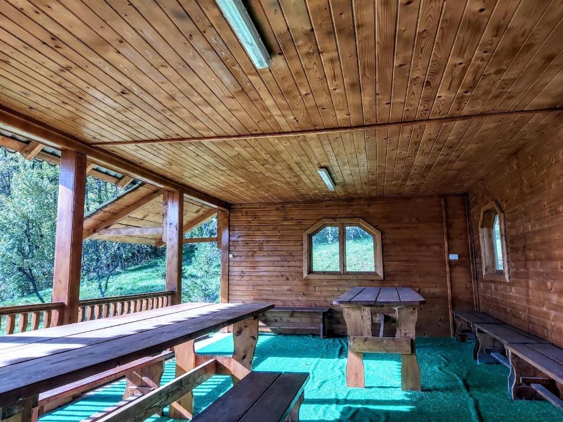 Pensiunea Agroturistica Piscul Soarelui Campulung Exterior foto